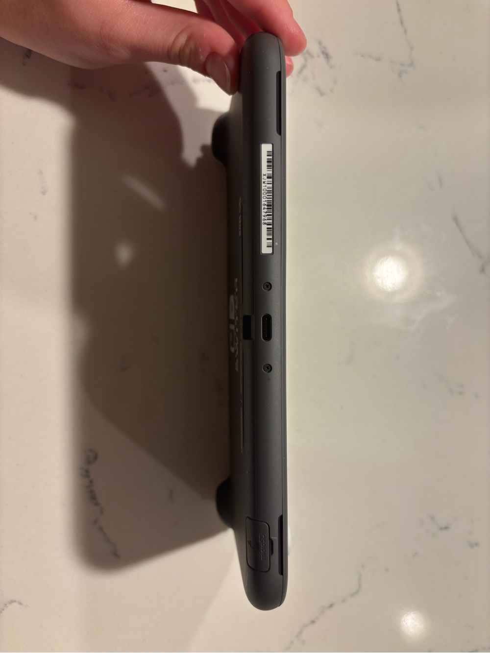 Nintendo Switch Lite - Picture 7 of 9
